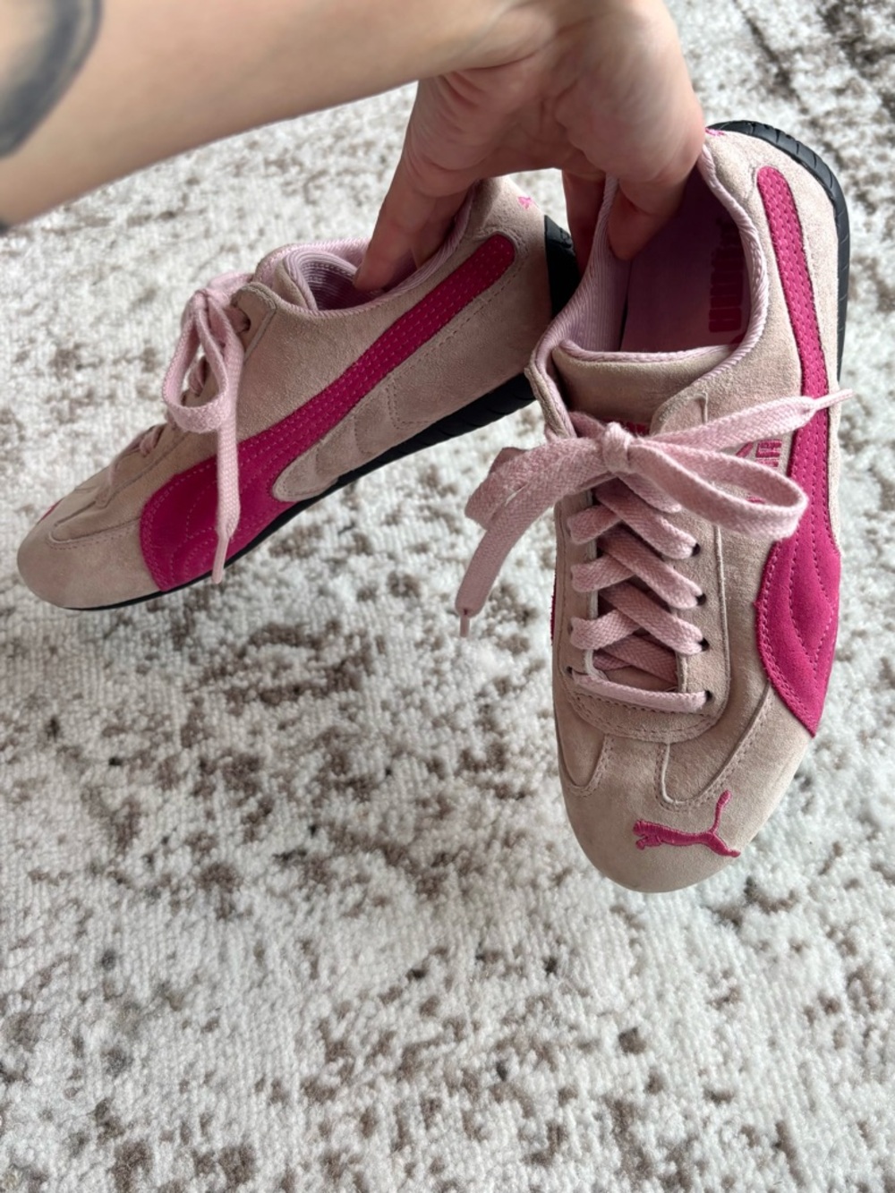 Vintage Y2K Puma Speedcat Womens Pink Suede Sneakers with Hot Pink Accents - Picture 2 of 10